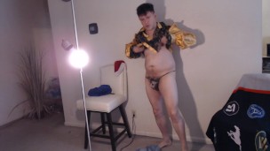 Welcome to Maolo’s Dirty Bachelor Pad!