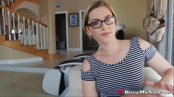 Stepbrother Slides Cock Into Stepsister’s Wet Pussy After She Dumps Her Gay BF